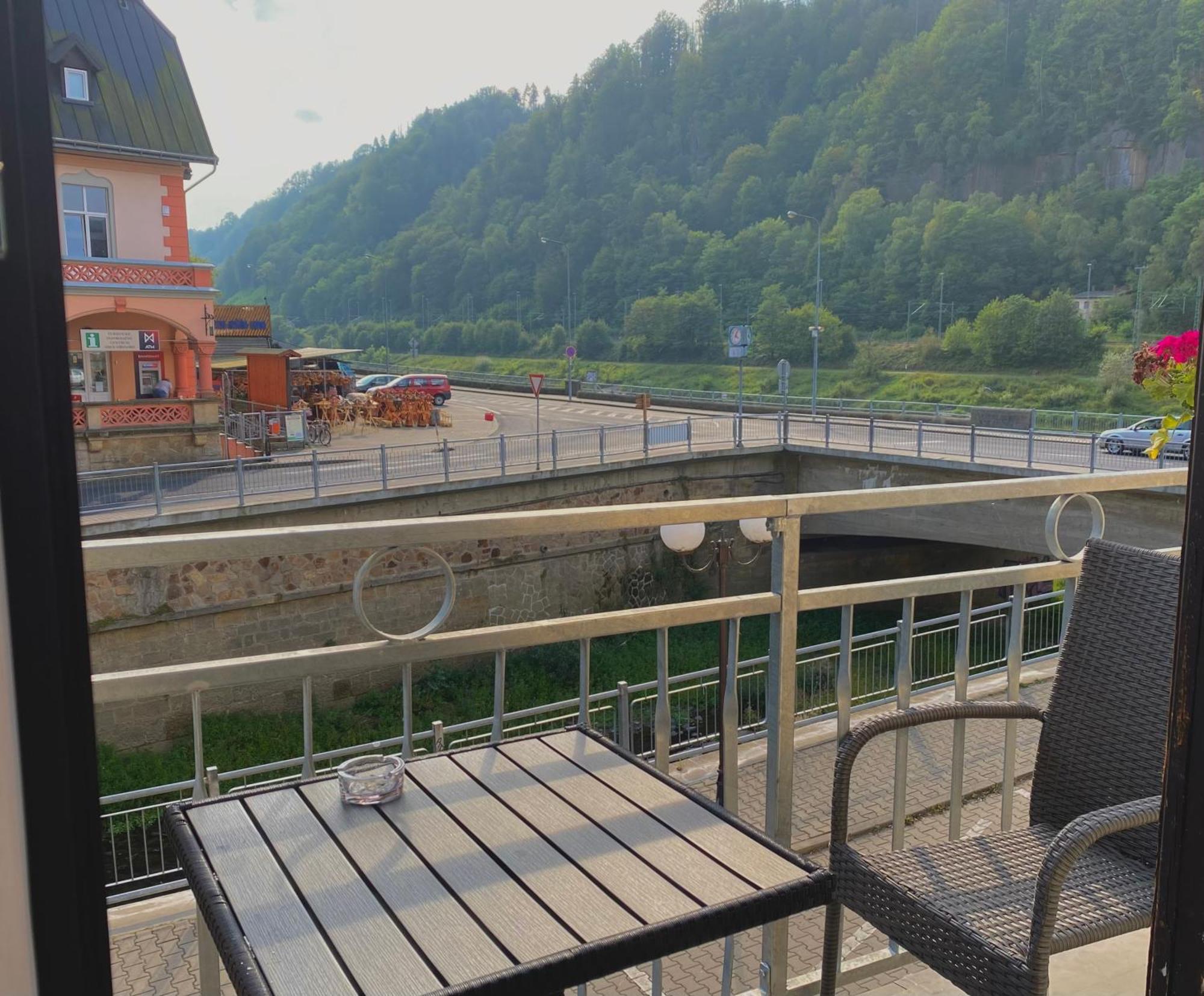Hotel Labe Hřensko Esterno foto
